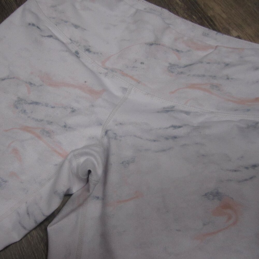 Zella White Marbled Crop Leggings